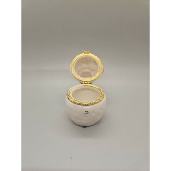 Vintage 4.5" Snowman Hinged Porcelain Trinket Treasured Box Seasonal Décor - Picture 4 of 5